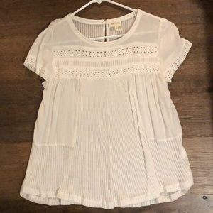 Beautiful Anthropologie blouse! Worn only twice.